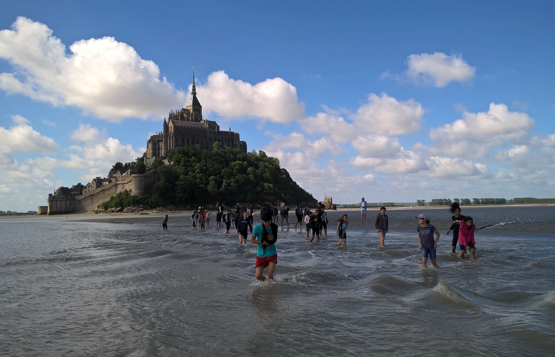 sorties-scolaires-au-baie-du-mont-saint-michel-excursion-écoles-maternelles